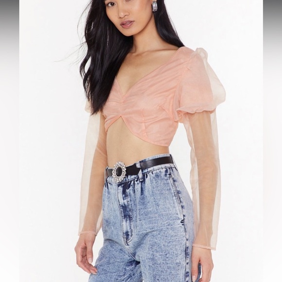 NASTY Gal Extreme Puff Sleeve Crop Top in Peach BNWT - Picture 2 of 11